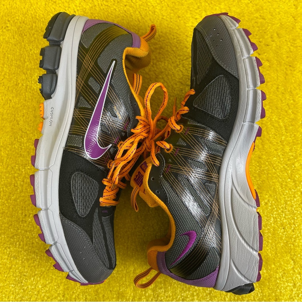 Nike's women's air Pegasus 28 447841–050 Trail Running women’s 10 8.5 men